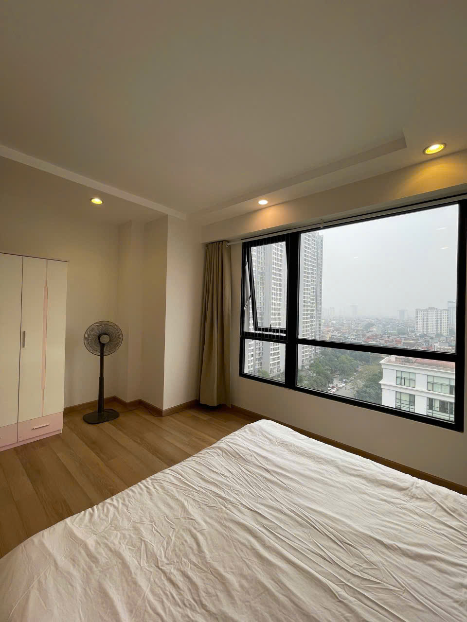 Cho thuê Homestay 4 Phòng Ngủ tại Times City
